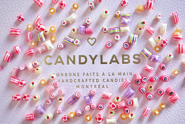 Tubes de bonbons sur le thème de l'amour